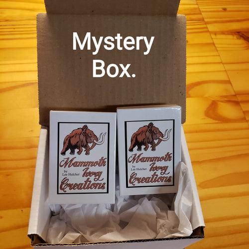 This is a Mystery box of at least two items of 65$ value or more. Male or Female boxes available.