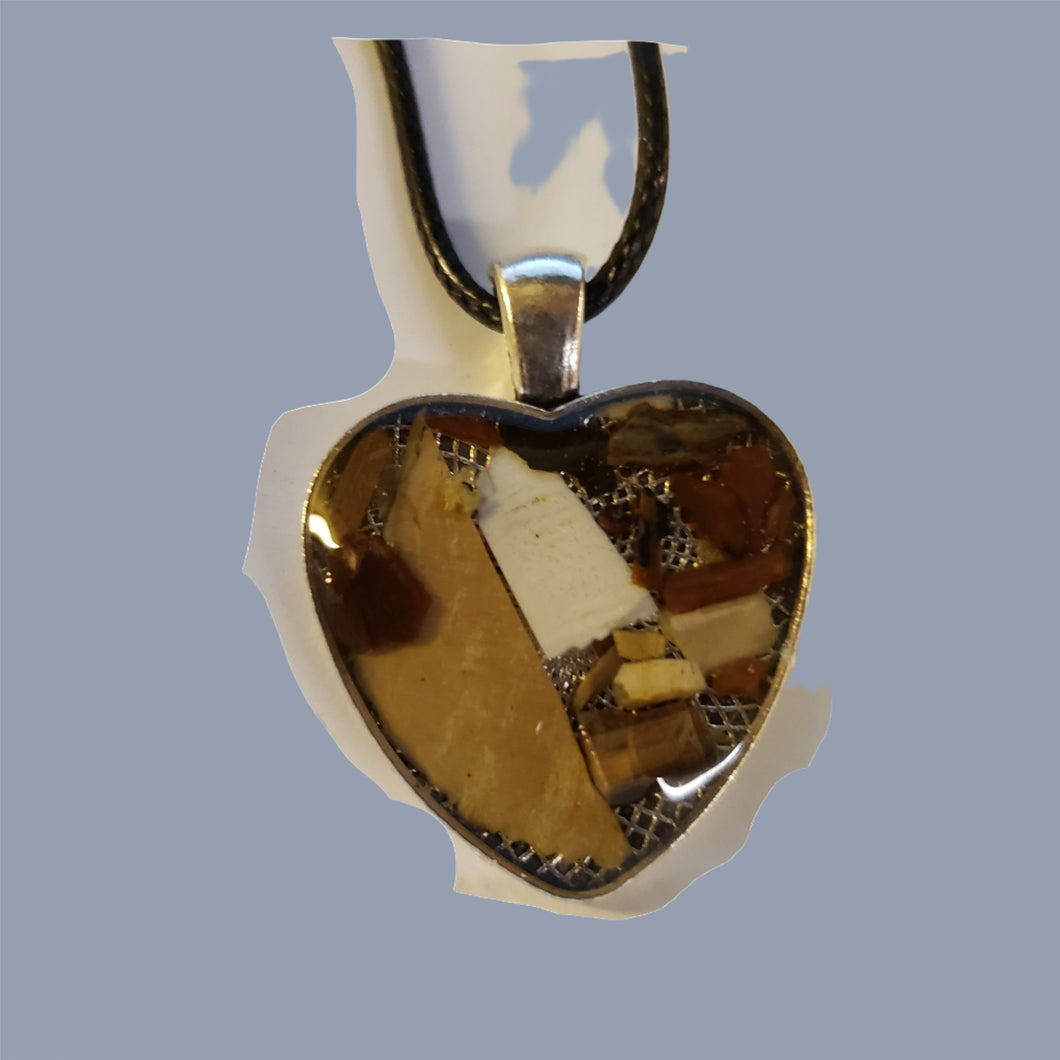 College heart necklace